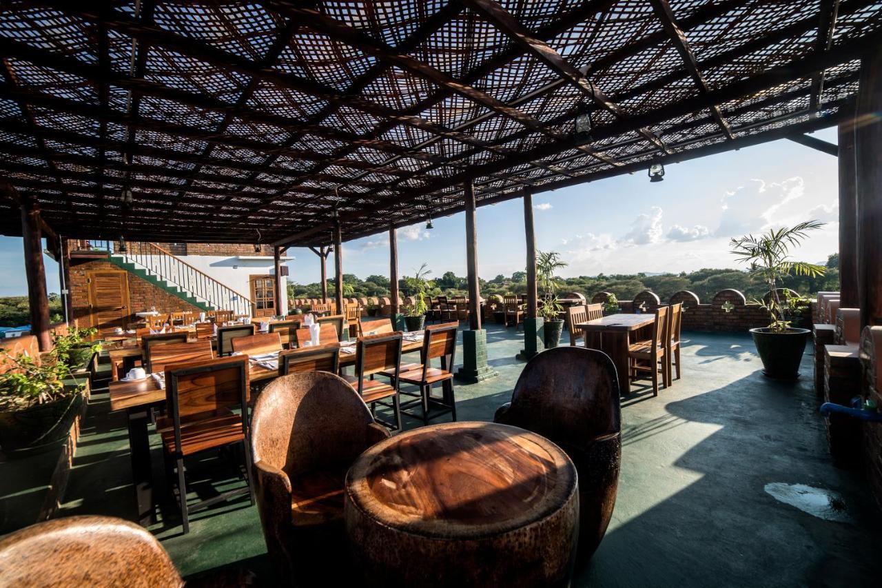 Bagan Vertex Hotel Extérieur photo